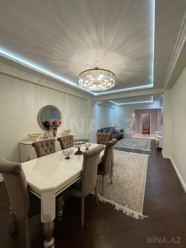 Satılır 4 otaqlı yeni tikili 146 m², 8-ci mikrorayon q., photo 3 from 15
