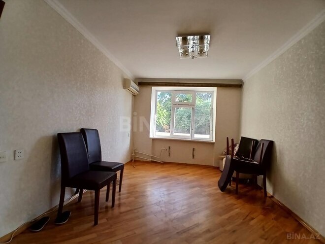 Satılır 2 otaqlı köhnə tikili 45 m², Elmlər Akademiyası m., photo 1 from 11