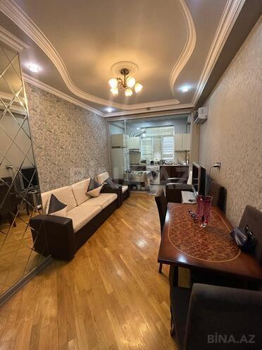 Сдается 2-комн. новостройка 55 м², м. Иншаатчылар, photo 1 from 15
