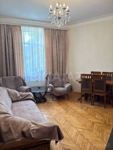 Сдаётся 2-комн. вторичка 65 м², м. Элмляр Академиясы, photo 1 from 10