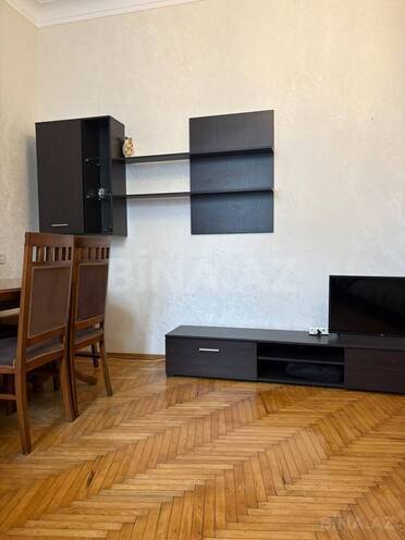 Сдаётся 2-комн. вторичка 65 м², м. Элмляр Академиясы, photo 3 from 10