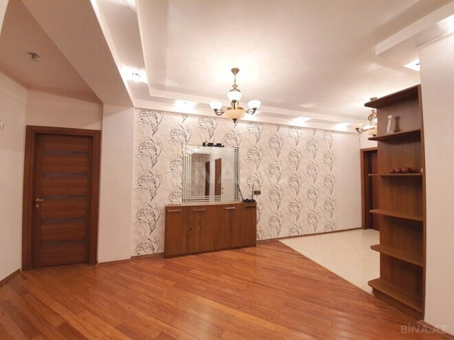 İcarəyə verilir 4 otaqlı yeni tikili 185 m², 28 May m., photo 9 from 20