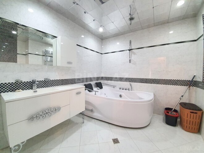 İcarəyə verilir 4 otaqlı yeni tikili 185 m², 28 May m., photo 16 from 20