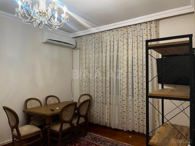 Сдается 2-комн. новостройка 65 м², м. Кара Караев, photo 1 from 17