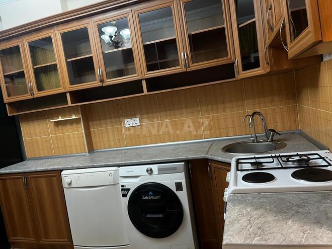 Сдается 2-комн. новостройка 65 м², м. Кара Караев, photo 9 from 17