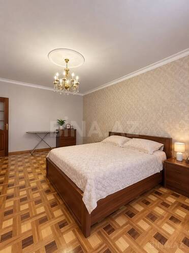Продаётся 5-комн. вторичка 135 м², м. Элмляр Академиясы, photo 18 from 32