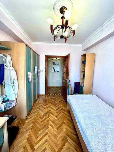 Продаётся 5-комн. вторичка 135 м², м. Элмляр Академиясы, photo 25 from 32