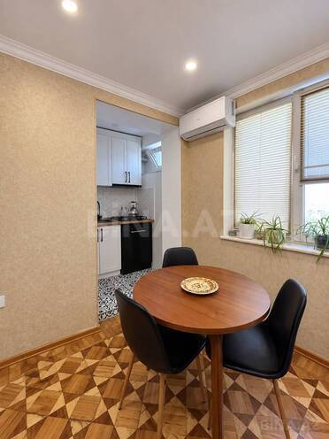 Продаётся 5-комн. вторичка 135 м², м. Элмляр Академиясы, photo 11 from 32