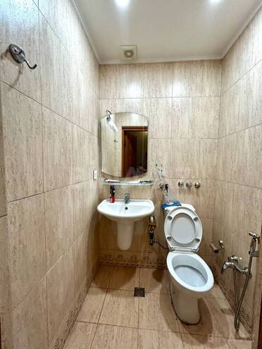 Продаётся 5-комн. вторичка 135 м², м. Элмляр Академиясы, photo 29 from 32