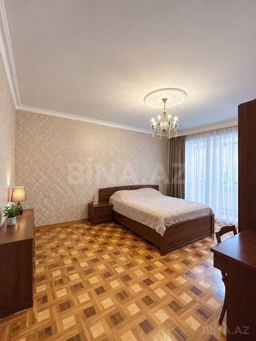 Продаётся 5-комн. вторичка 135 м², м. Элмляр Академиясы, photo 16 from 32
