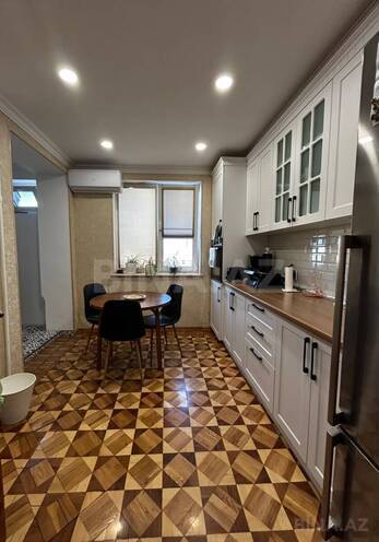 Продаётся 5-комн. вторичка 135 м², м. Элмляр Академиясы, photo 9 from 32