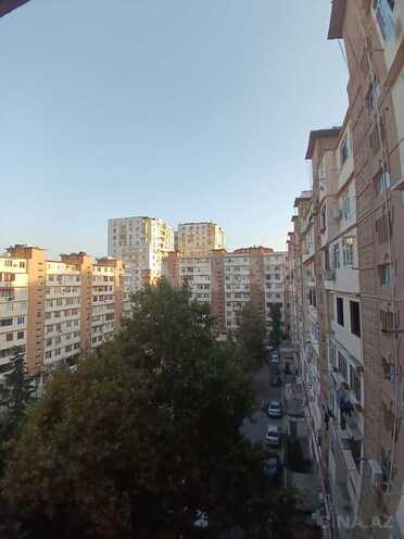 Satılır 2 otaqlı köhnə tikili 45 m², İnşaatçılar m., photo 3 from 13