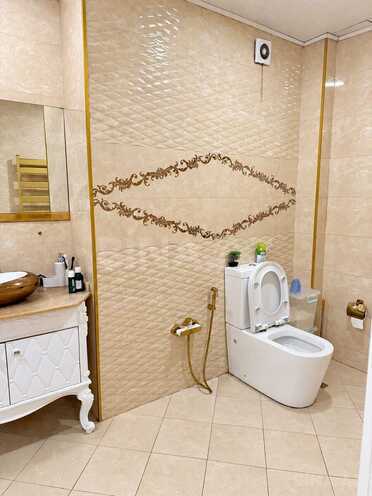 Продаётся 3-комн. новостройка 135 м², м. Кара Караев, photo 8 from 10