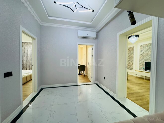 Продаётся 2-комн. новостройка 69 м², м. Кара Караев, photo 9 from 13