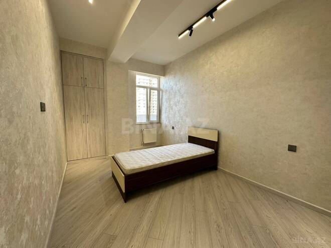 Сдается 3-комн. новостройка 99 м², м. Элмляр Академиясы, photo 11 from 14