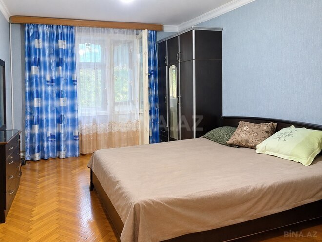 Satılır 3 otaqlı köhnə tikili 70 m², İnşaatçılar m., photo 3 from 11
