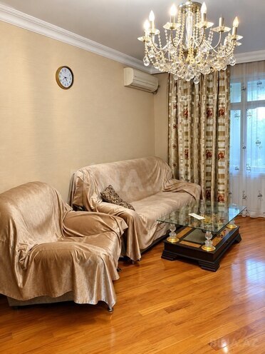 Satılır 3 otaqlı köhnə tikili 70 m², İnşaatçılar m., photo 6 from 11