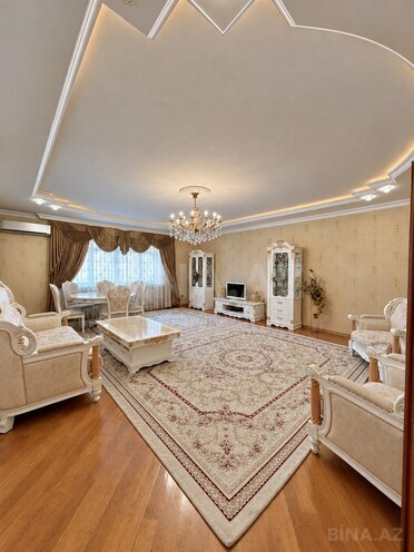 Продается 4-комн. новостройка 212 м², м. Элмляр Академиясы, photo 1 from 22