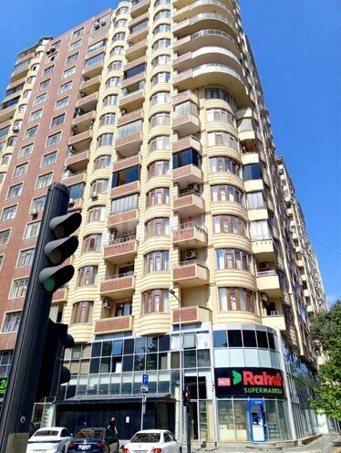Продается 4-комн. новостройка 170 м², м. Гянджлик, photo 3 from 6