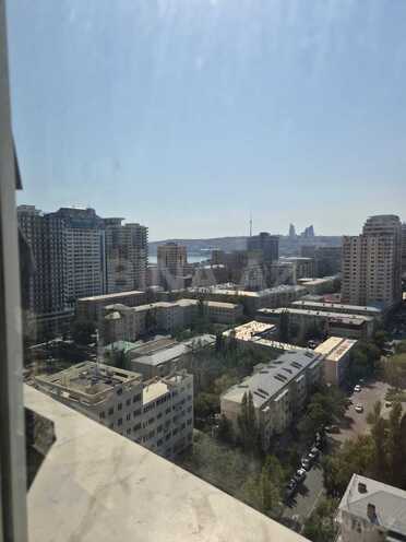 Сдаётся 3-комн. новостройка 110 м², м. 28 мая, photo 19 from 31