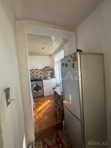 Продаётся 2-комн. вторичка 40 м², м. Элмляр Академиясы, photo 6 from 12