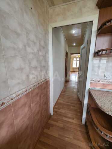 Satılır 3 otaqlı köhnə tikili 80 m², Qara Qarayev m., photo 10 from 13