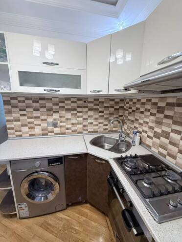 Satılır 2 otaqlı köhnə tikili 63 m², Əhmədli q., photo 10 from 16