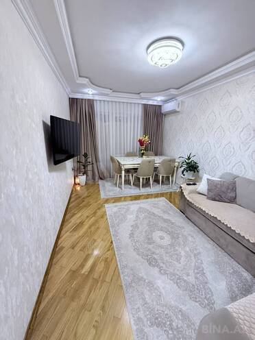 Satılır 2 otaqlı köhnə tikili 63 m², Əhmədli q., photo 1 from 16