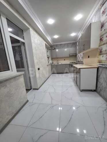 Satılır 3 otaqlı köhnə tikili 64 m², Bakıxanov q., photo 8 from 13