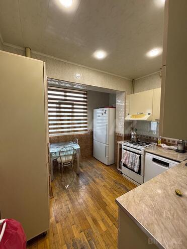 Продается 5-комн. вторичка 130 м², м. Ази Асланов, photo 4 from 16