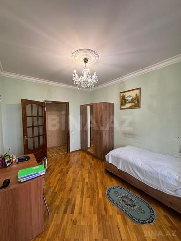 Продается 5-комн. вторичка 130 м², м. Ази Асланов, photo 11 from 16
