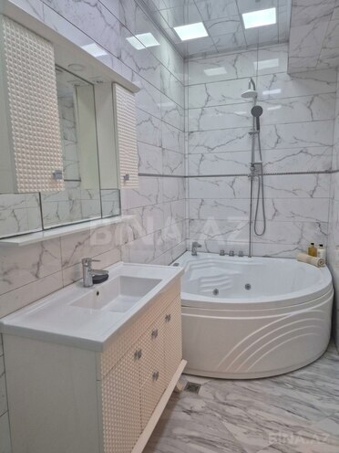 Сдается 3-комн. новостройка 170 м², м. 28 мая, photo 7 from 9