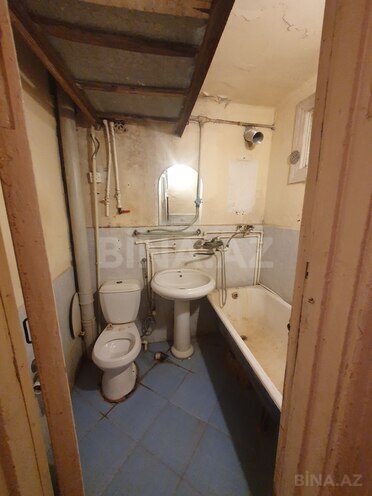 Продаётся 2-комн. вторичка 37 м², м. Кара Караев, photo 11 from 16