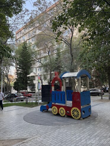 Продаётся 3-комн. вторичка 50 м², м. Азадлыг проспекти, photo 3 from 18