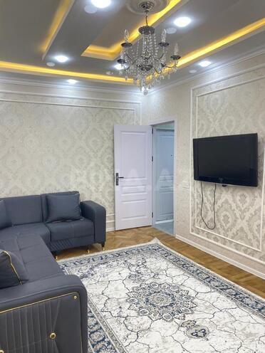 Продаётся 2-комн. вторичка 55 м², м. Иншаатчылар, photo 3 from 19