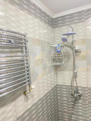 Продаётся 2-комн. вторичка 55 м², м. Иншаатчылар, photo 16 from 19
