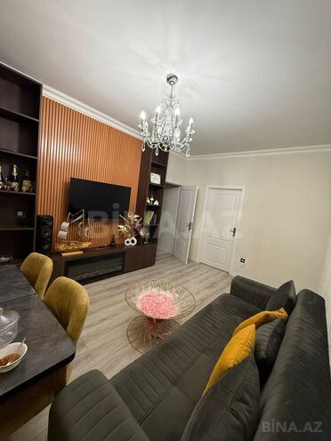 Продается 2-комн. вторичка 75 м², м. Мемар Аджеми, photo 4 from 14