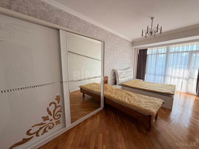 Сдается 3-комн. новостройка 100 м², м. Низами, photo 8 from 20