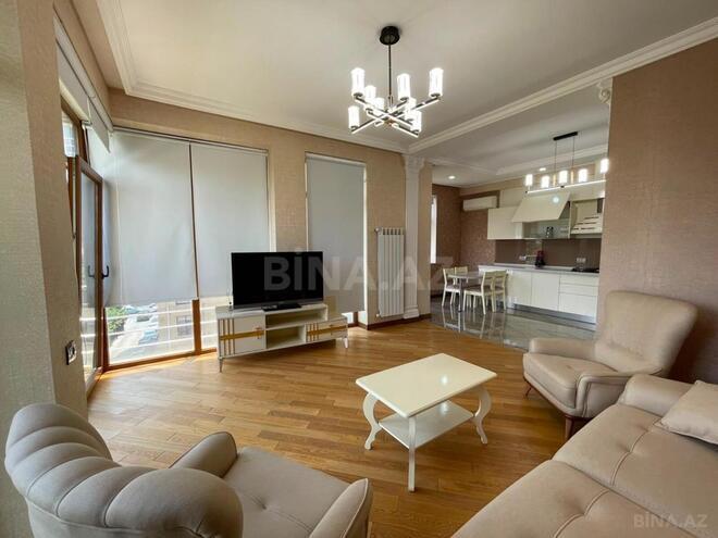 Сдается 2-комн. новостройка 95 м², м. 28 мая, photo 1 from 19