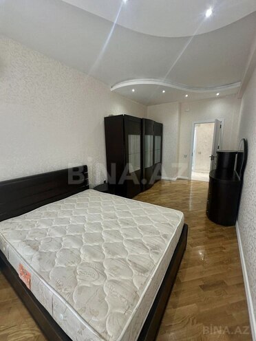 İcarəyə verilir 5 otaqlı yeni tikili 240 m², 28 May m., photo 13 from 23
