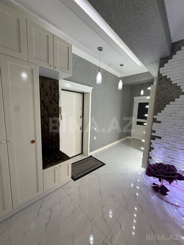 Сдается 2-комн. новостройка 80 м², м. Иншаатчылар, photo 1 from 12
