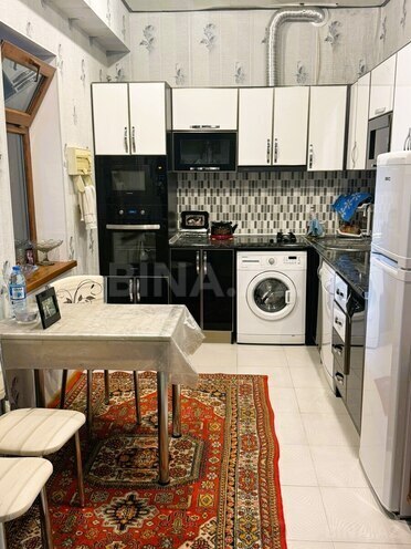 İcarəyə verilir 2 otaqlı yeni tikili 70 m², Əhmədli m., photo 1 from 6