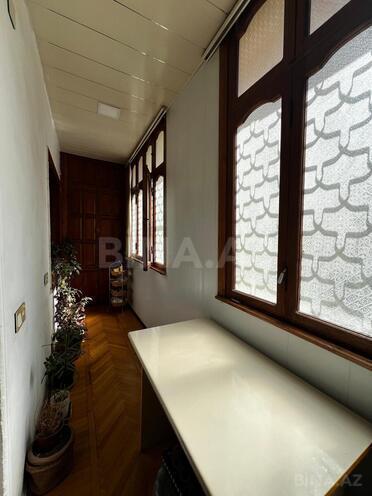 Satılır 4 otaqlı köhnə tikili 120 m², 20 Yanvar m., photo 15 from 21