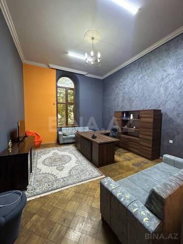 Satılır 4 otaqlı köhnə tikili 200 m², Sahil m., photo 6 from 18