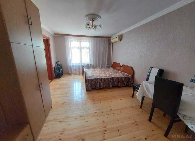 Сдаётся 1-комн. вторичка 40 м², м. Нефтчиляр, photo 3 from 6