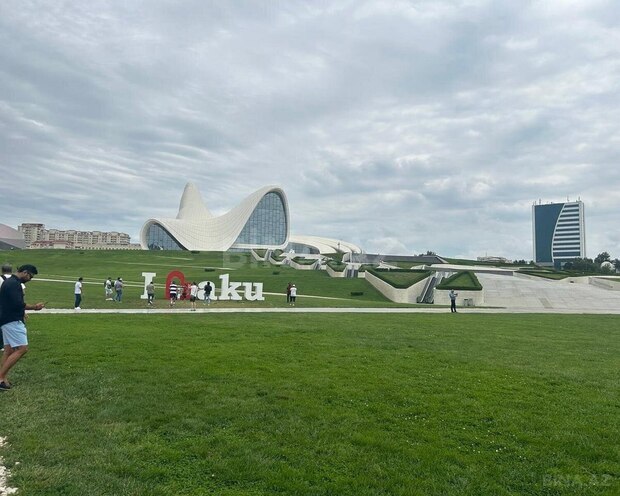 Satılır 4 otaqlı köhnə tikili 110 m², Nərimanov r., photo 17 from 18