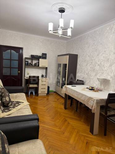 Satılır 2 otaqlı köhnə tikili 60 m², Neftçilər m., photo 3 from 16
