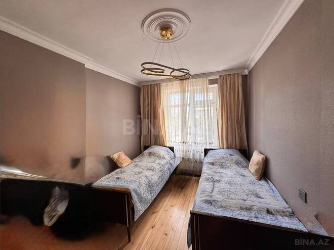 Satılır 3 otaqlı köhnə tikili 100 m², 8-ci mikrorayon q., photo 7 from 14