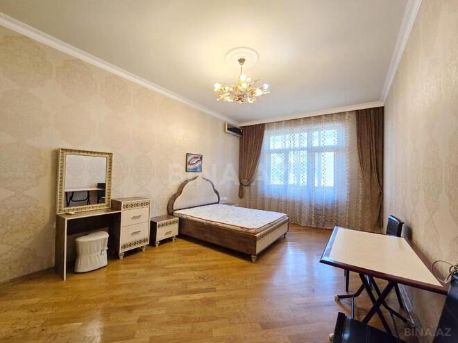 Продается 4-комн. новостройка 220 м², м. 8 ноября, photo 5 from 20