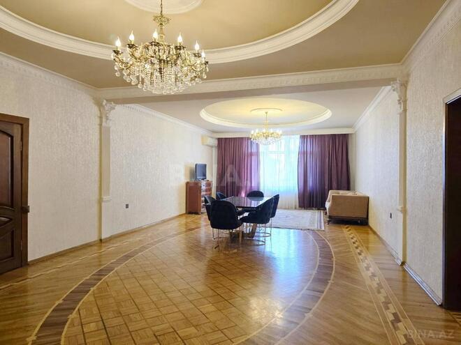 Продается 4-комн. новостройка 220 м², м. 8 ноября, photo 4 from 20